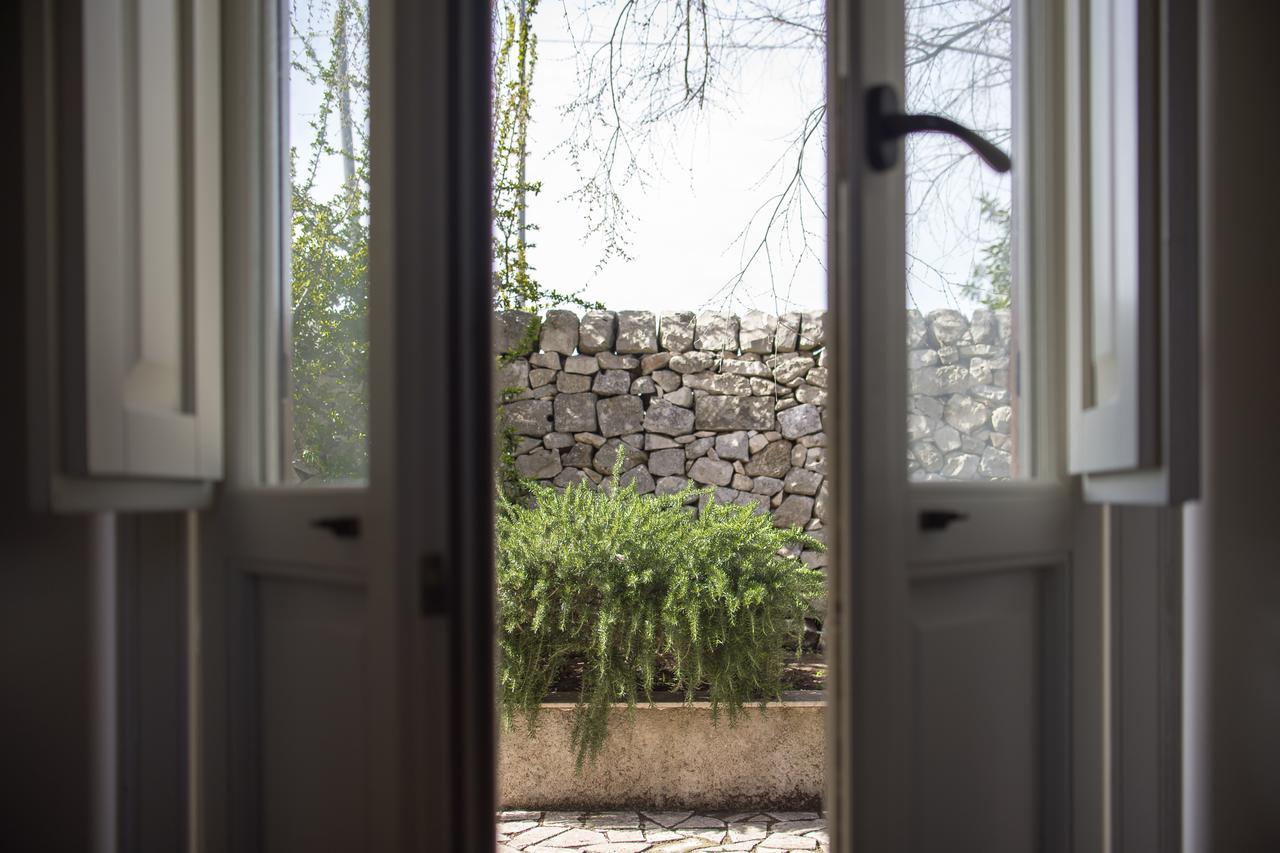 ホテル Casa Ciomod モーディカ エクステリア 写真