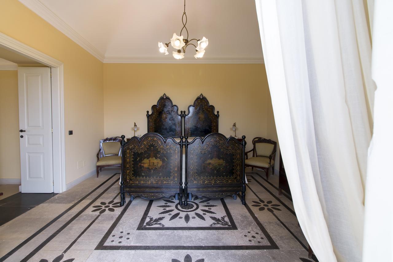 ホテル Casa Ciomod モーディカ エクステリア 写真