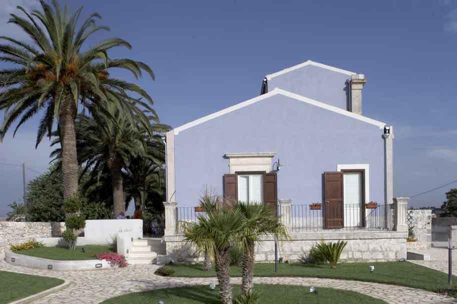 ホテル Casa Ciomod モーディカ エクステリア 写真